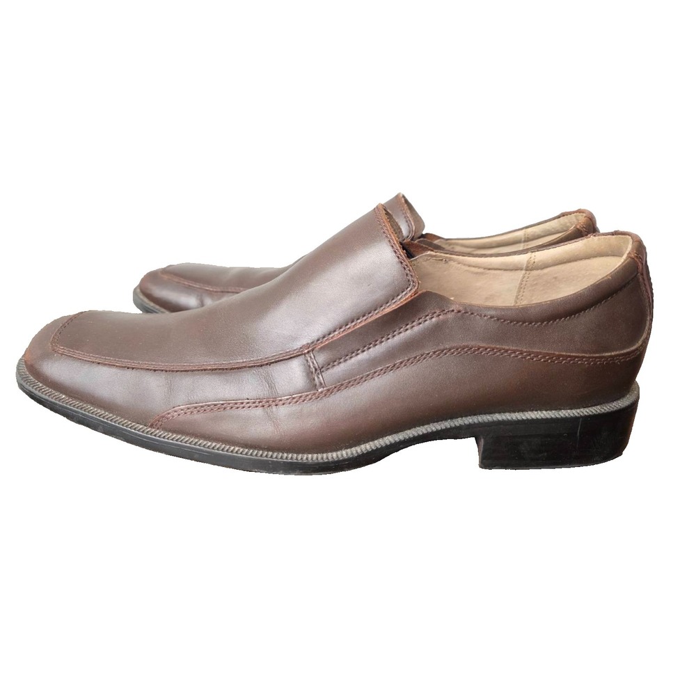 G.H. Bass & Co Mens Loafers Size 11.5 Brown Leather Dress Shoes Slip On 2430-200